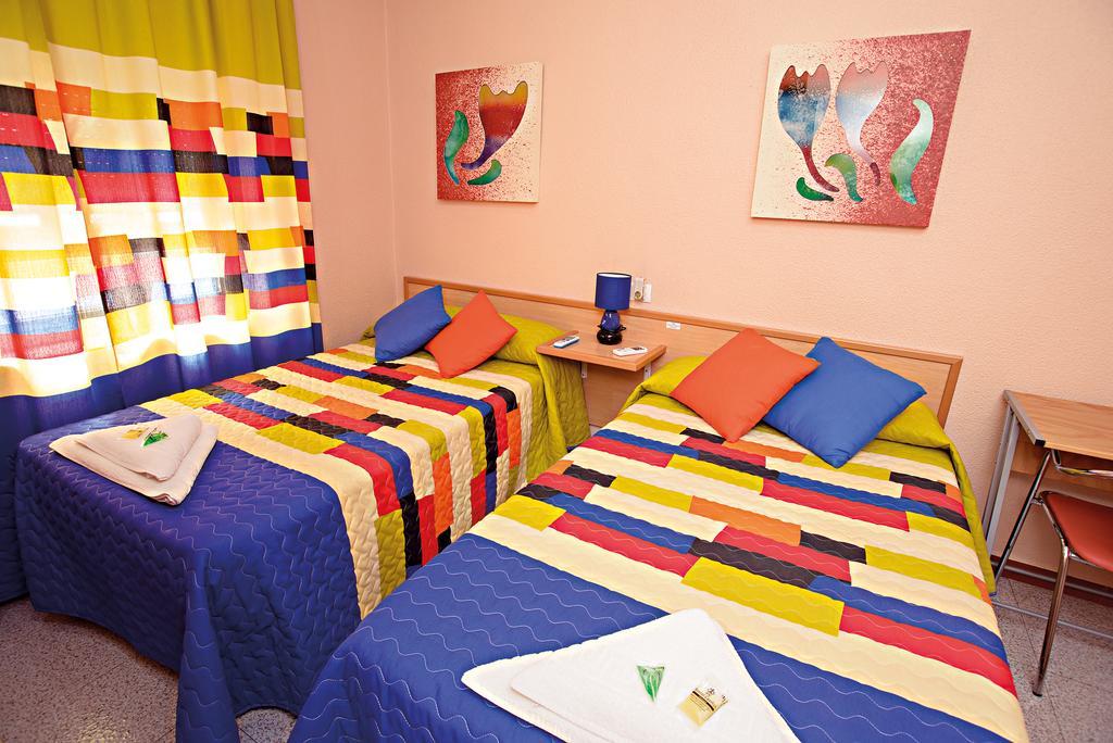Hostal Carrizo Elda Exterior photo