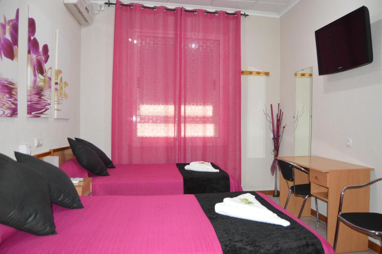 Hostal Carrizo Elda Exterior photo